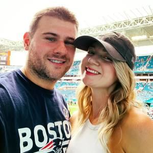 Meet your Posher, April